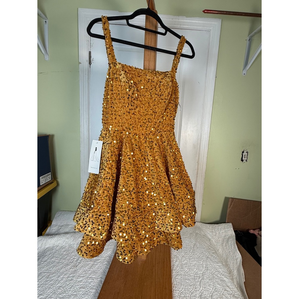 Wear Your Love Gold Sequin Mini Dress Size 8 Lace Up Back Tiered Ruffle Party